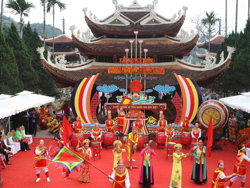 Perfume Pagoda Festival