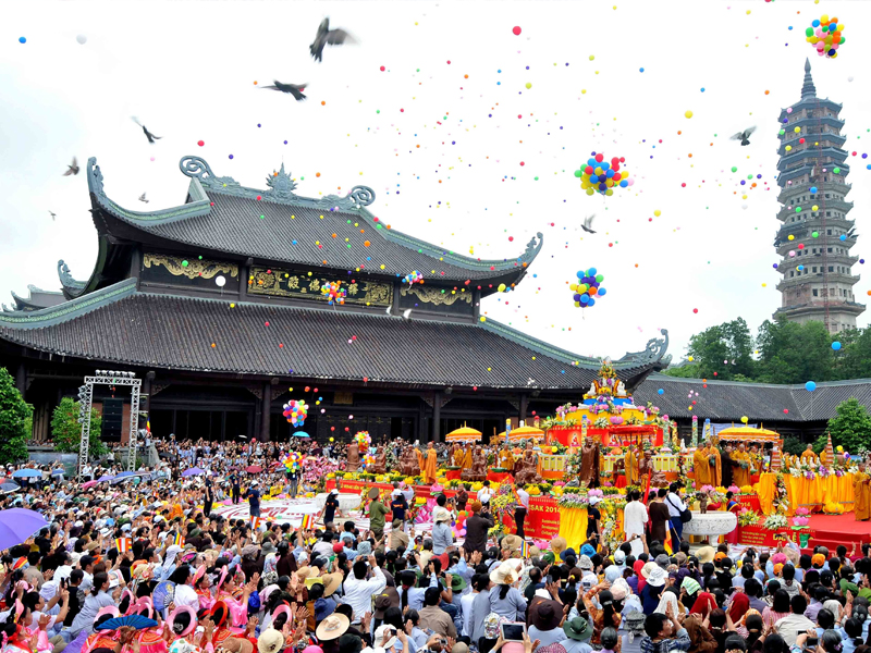 Bai Dinh Pagoda Festival