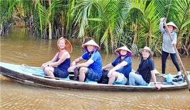 Southern Vietnam And Northwestern Cambodia 9 Days