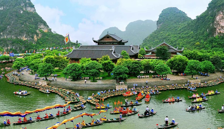 Vietnam And Cambodia World Heritage Tour 17 Days