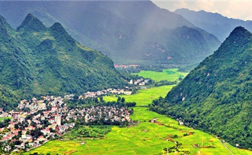Amazing Mai Chau
