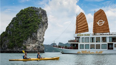 Emperor And Queen Experience on Emperor Cruise