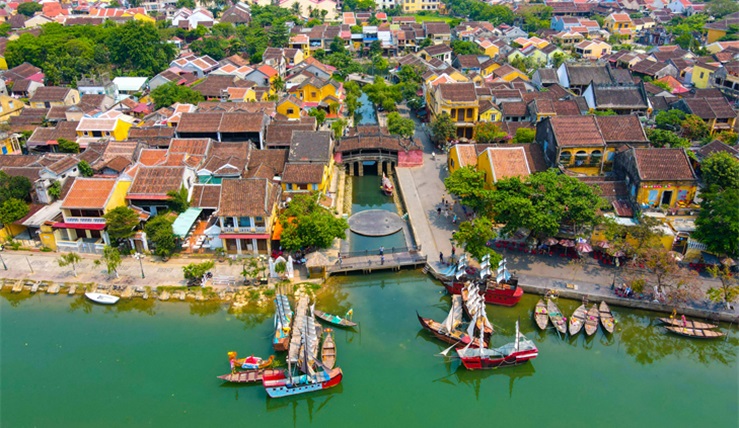 Charming Vietnam 16 Days