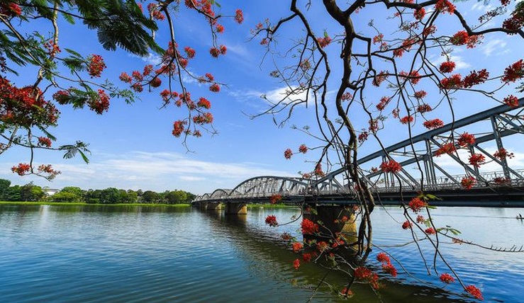 Essential Vietnam 17 Days