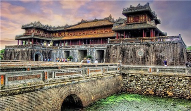 Essential Vietnam 17 Days