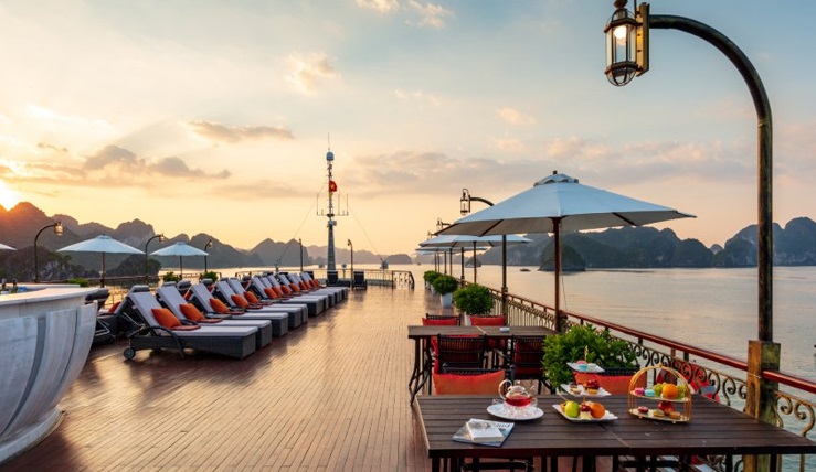 Ha long Bay – Lan Ha bay La Casta Cruise