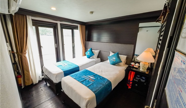 An Extreme Experience Halong Bay Oasis Party Cruise And Hagiang Loops