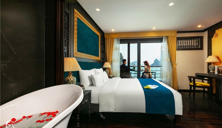 Nostalgia 5* Cruise Ha Long bay – Lan Ha bay