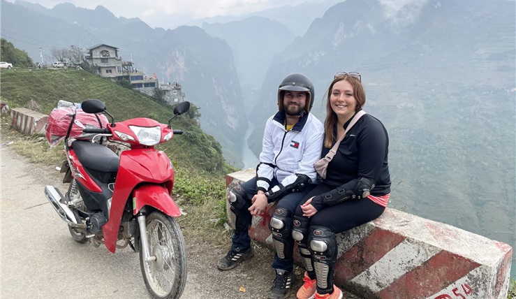 Ha Giang loop 4 days – 3 nights by motorbike