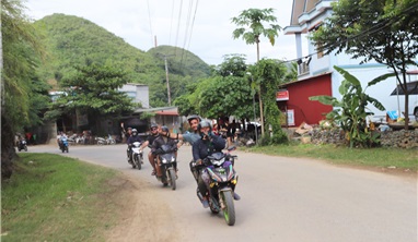 Ha Giang loop 4 days – 3 nights by motorbike