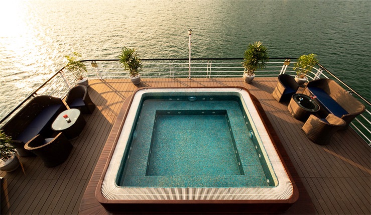 La Casta 5* Cruise Halong Bay – Lanha Bay