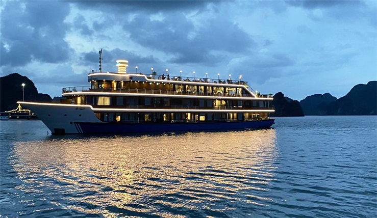 La Casta 5* Cruise Halong Bay – Lanha Bay