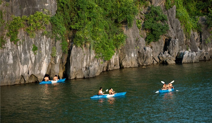 Pelican Cruise 3 Days 2 Nights Immerse Yourself In The Magical Bay