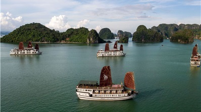 Pelican Cruise 3 Days 2 Nights Immerse Yourself In The Magical Bay