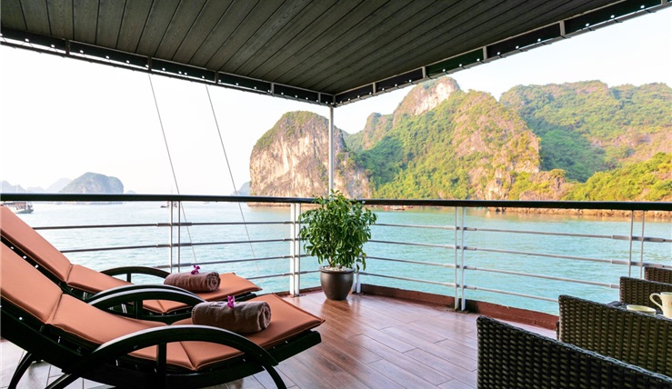 Pelican Cruise 3 Days 2 Nights Immerse Yourself In The Magical Bay